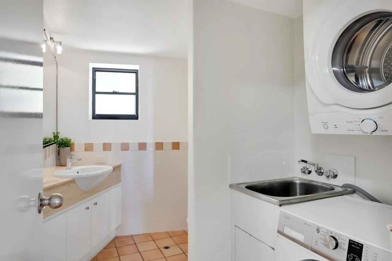 דירות פוינט לוקאאוט Cylinder Cove Unit 5 0*,